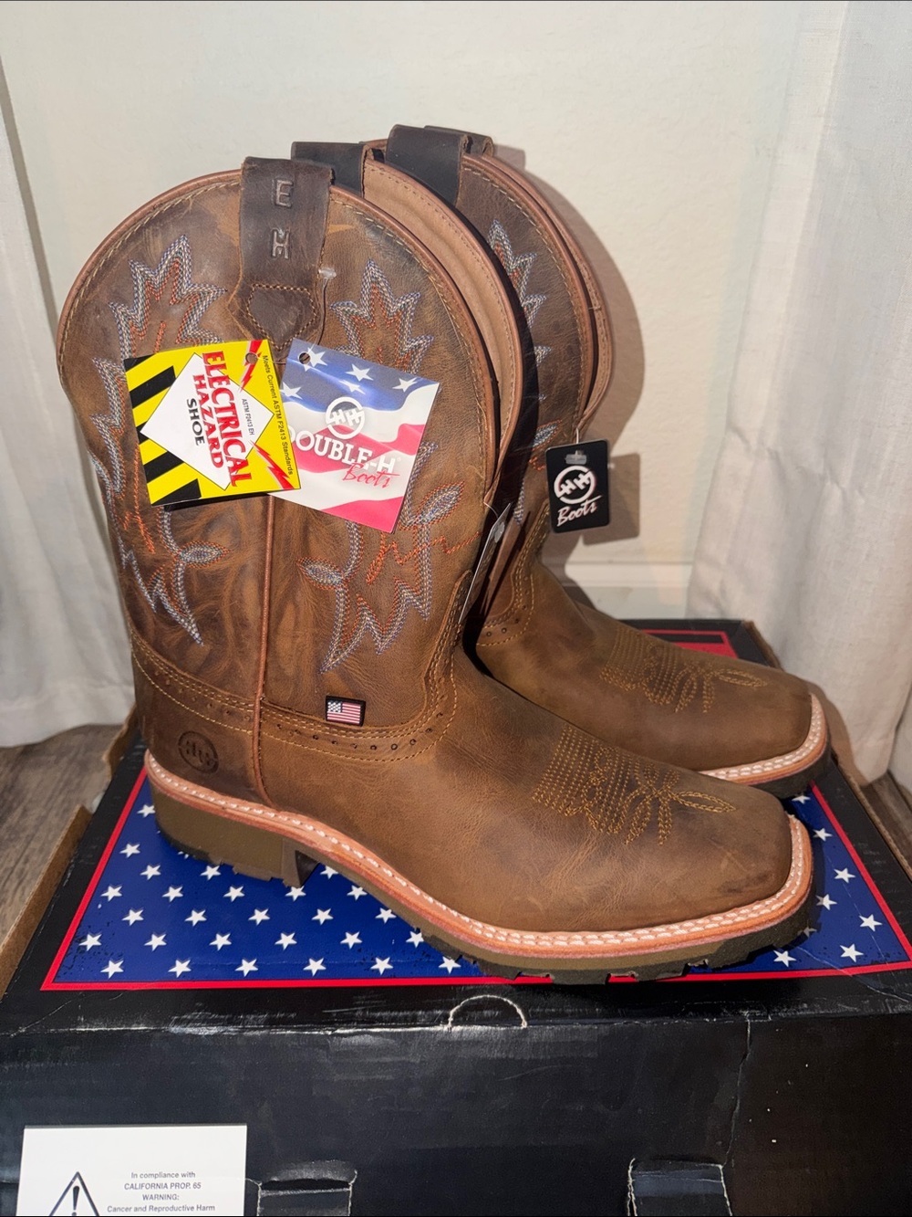 NWT Double H Brown Leather Cowboy Boots with Embroidered Shaft WORKWEAR SOLES - Picture 2 of 4